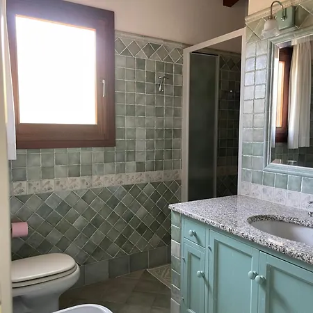 Vakantiehuis Vista Incredibile Su Tavolara Porto San Paolo (Sardinia)