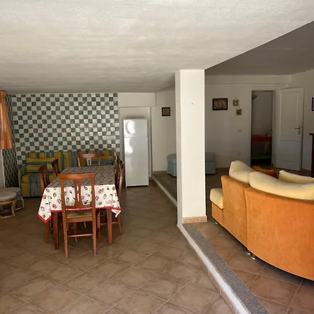 Vakantiehuis Vista Incredibile Su Tavolara Porto San Paolo (Sardinia)